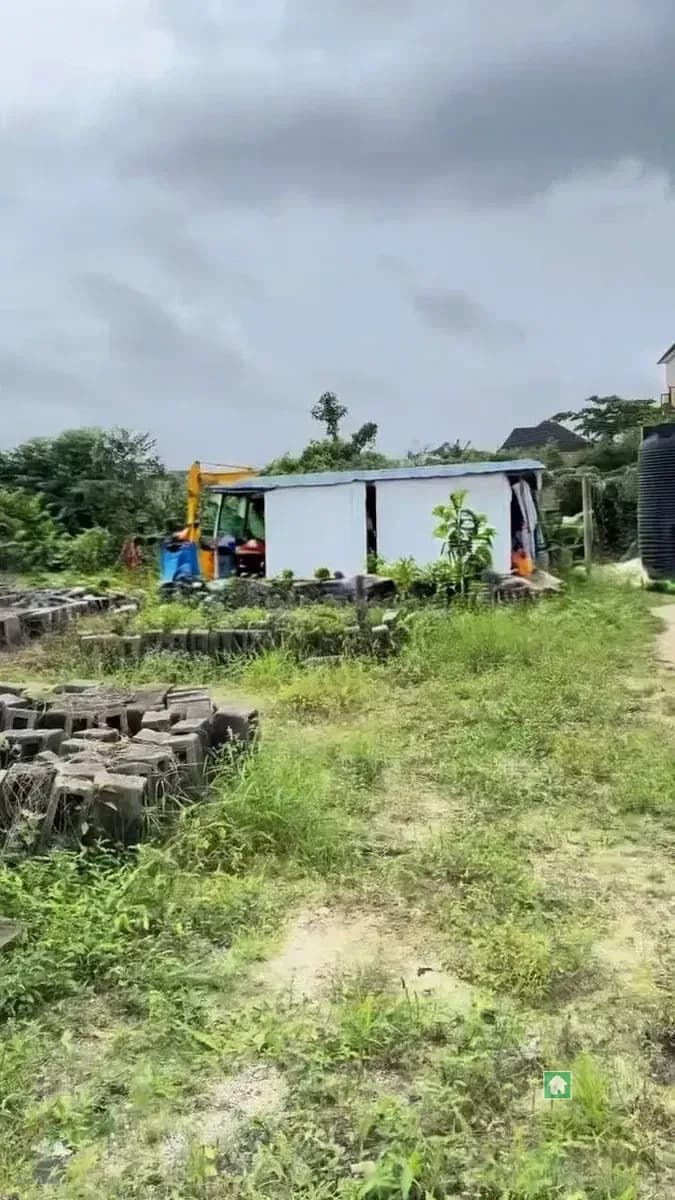 500sqm Land in Abraham Adesanya Bustop, Ajah