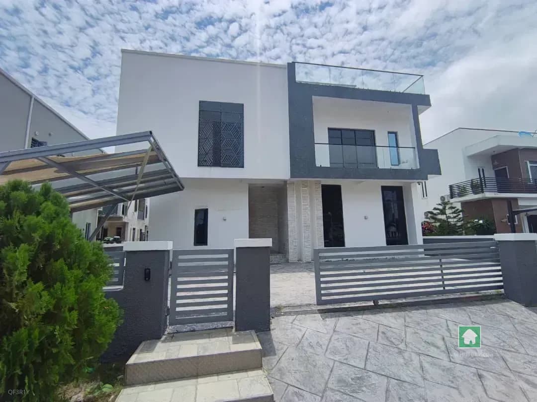 5 Bedroom Bungalow for Rent in Orchid Road, Lekki