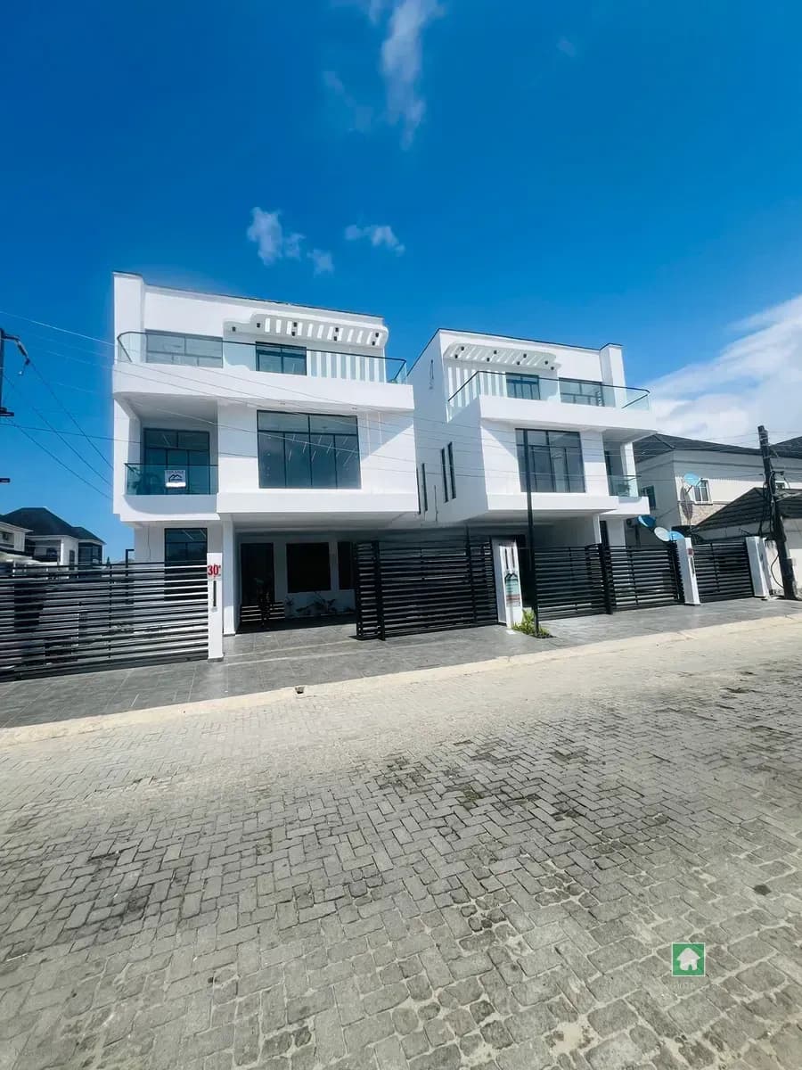 Detached Duplex on Lekki Expressway, Lekki