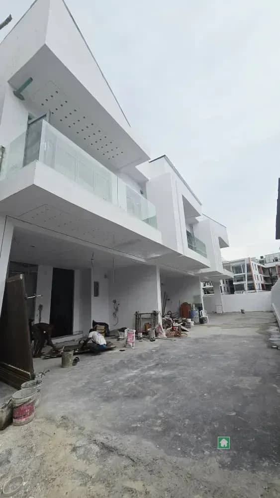 3-Bedroom Terrace in Oral Estate, Lekki