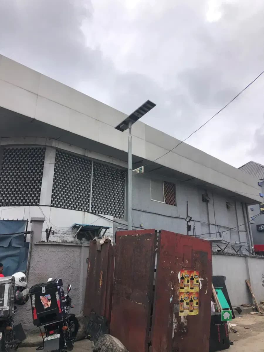 For Sale: 500 Sqm Block of Flats in Ogunlana, Surulere