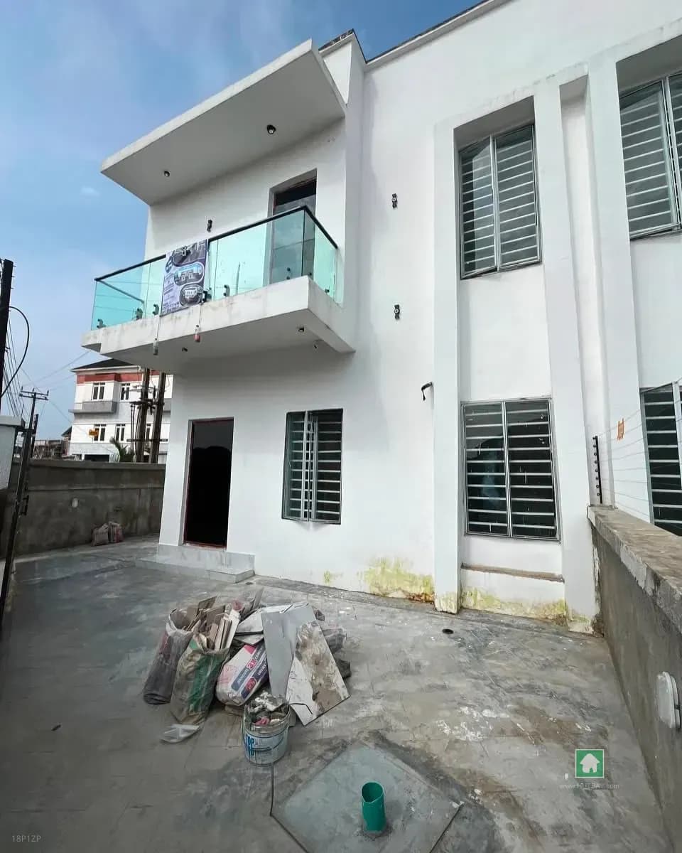 4 Bedroom Semi Detached Duplex for Sale in Ikota