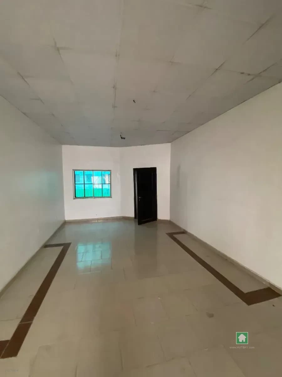 For Rent: 21 sqm Shop in Lekki Phase 1