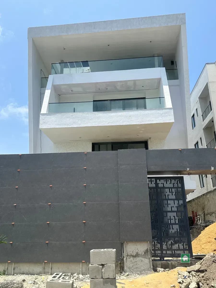 5 Bedroom House on Banana Island, Lagos