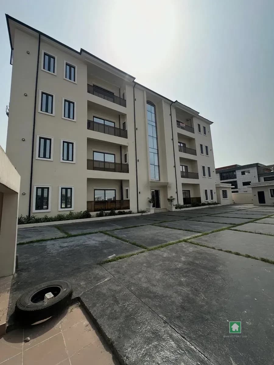 3 Bedroom Flat Apartment for Rent in Lekki Phase 1