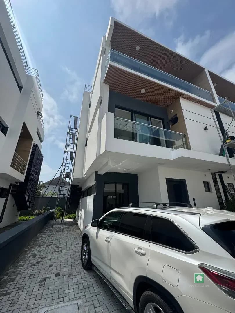 4-Bedroom Semi-Detached House in Banana Island, Ikoyi