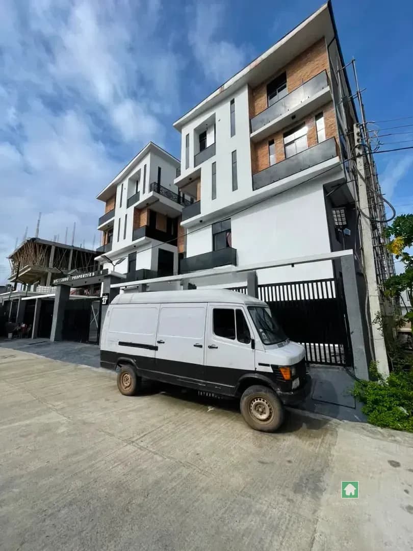 2-Bedroom Flat Apartment for Sale, Lekki Expressway, Lekki