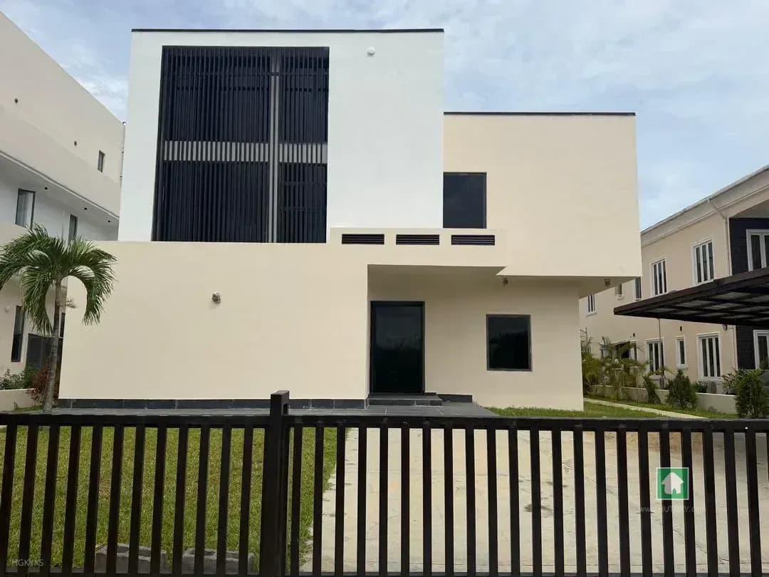 Detached House in Agungi, Lekki