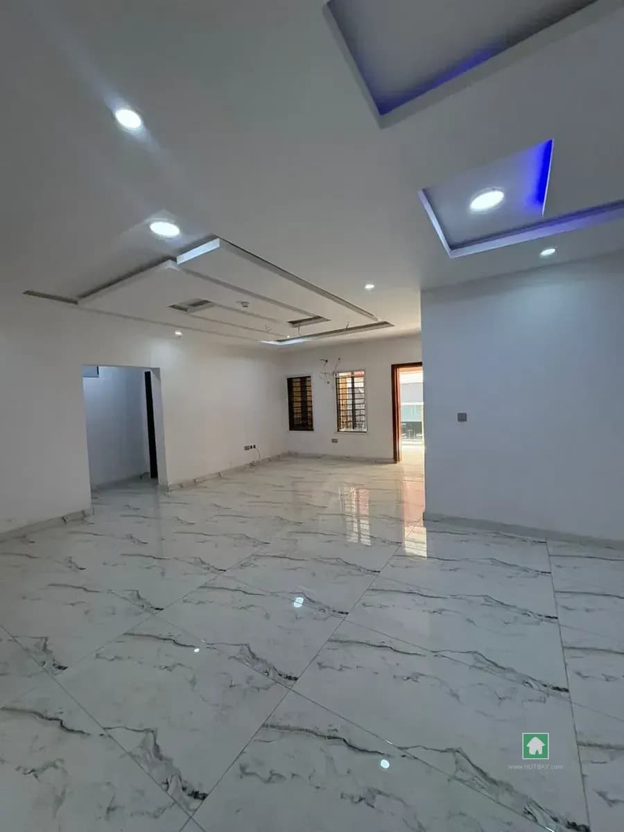 2 Bedroom Flat Apartment for Rent in Ikate Elegushi, Lekki