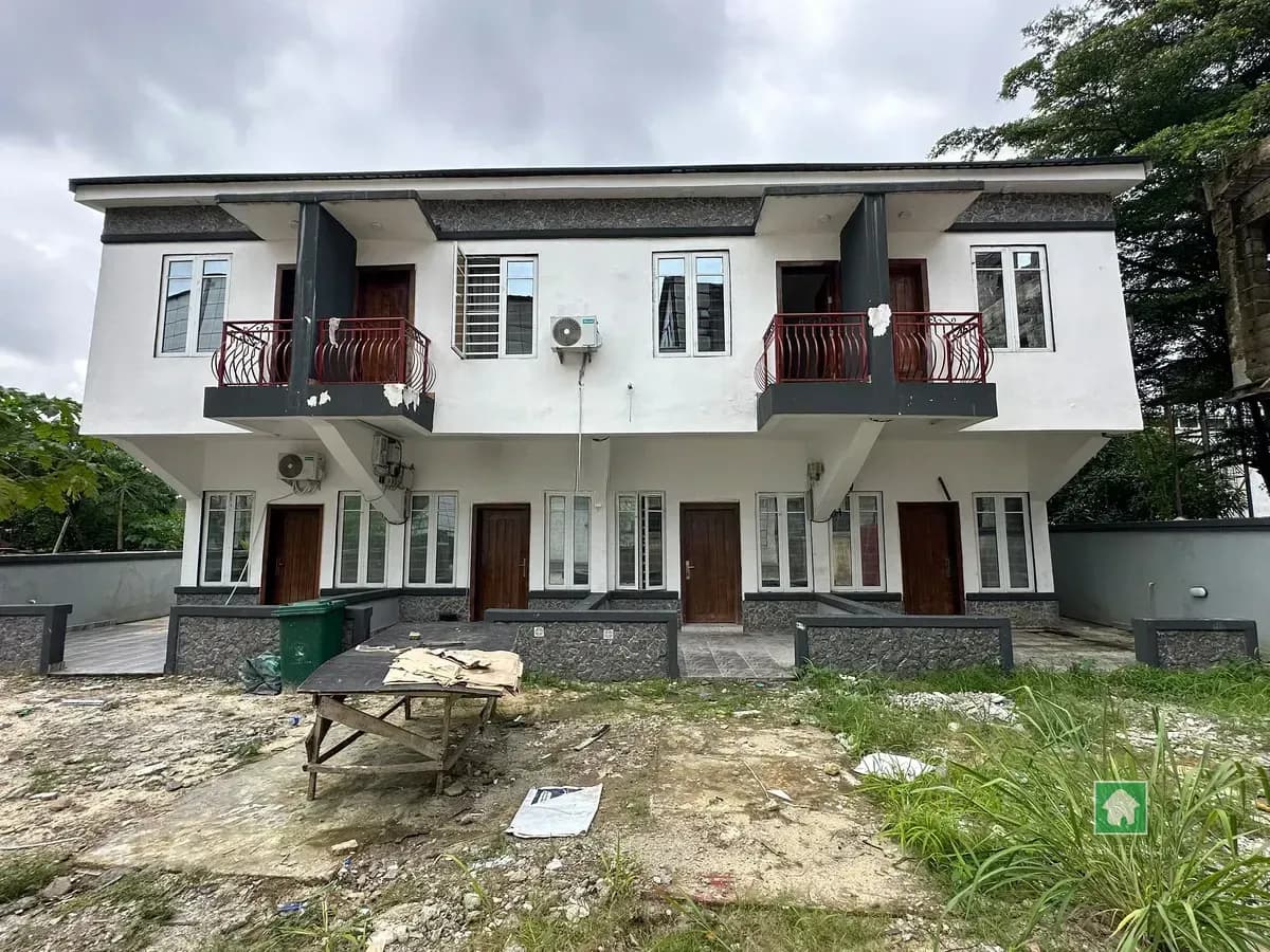 2 Bedroom Terrace in Sangotedo, Ajah, Lagos