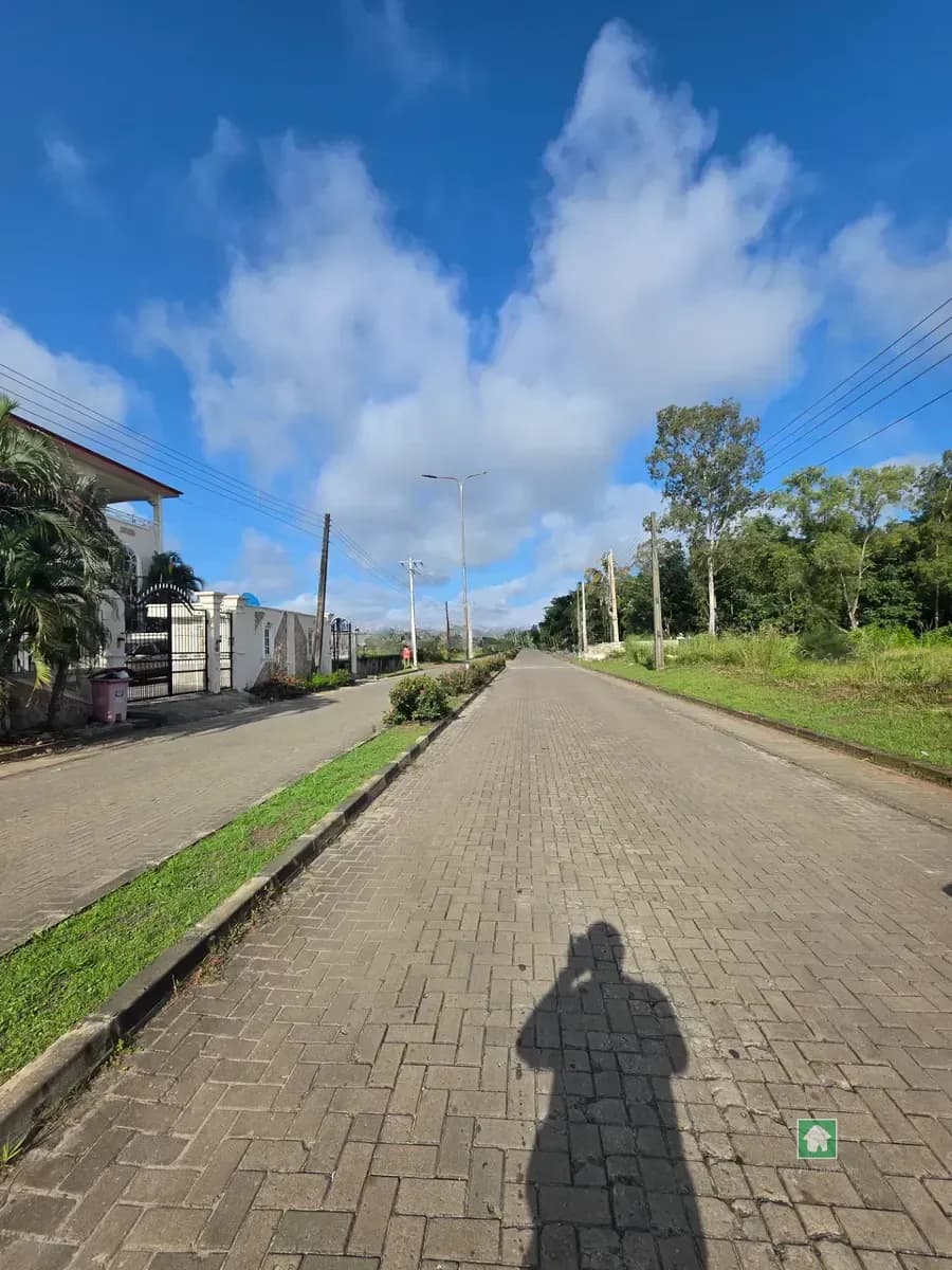 900sqm & 675sqm Residential Plots in Sangotedo, Ajah