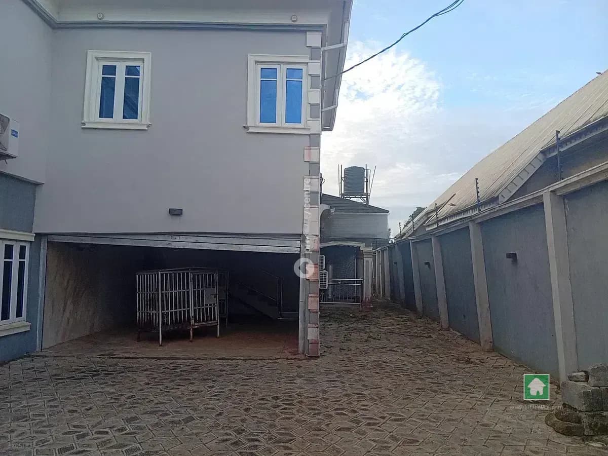 Six-Bedroom Detached House in Agbara Igbesa
