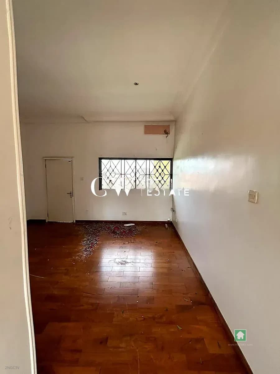 7-Bedroom Semi Detached in Ikoyi, Lagos