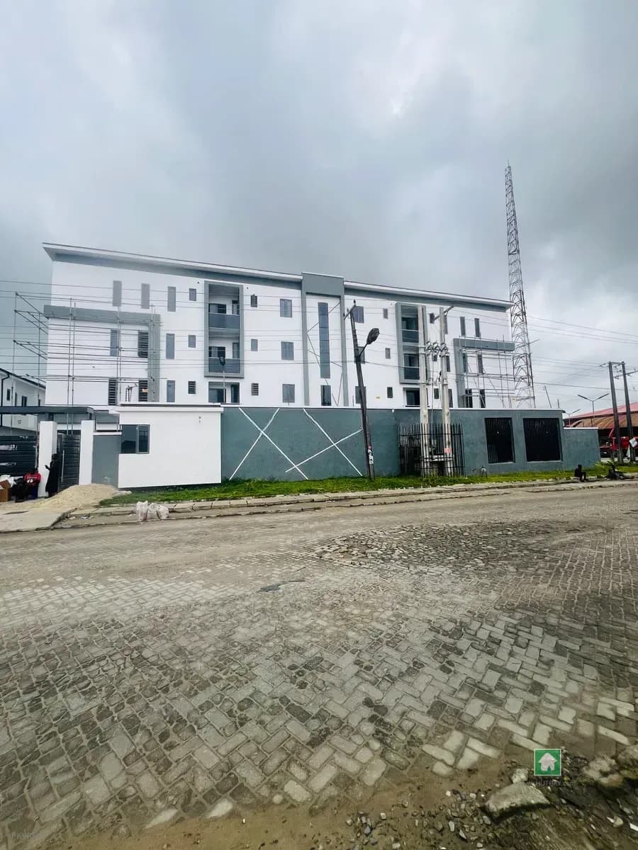 2 Bedroom Flat for Sale in Lekki Scheme 2
