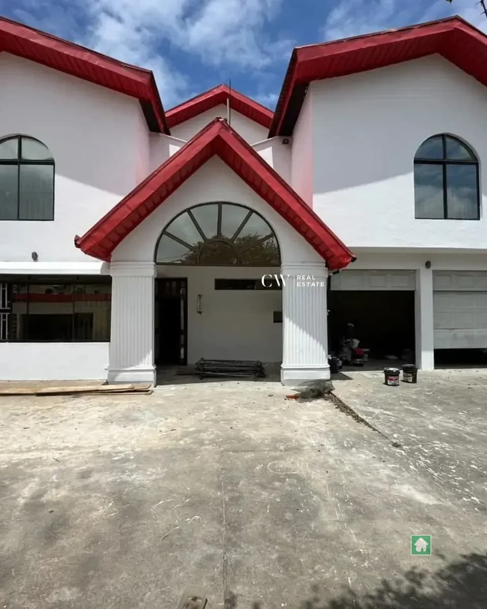 5 Bedroom Detached House in Lekki Phase 1