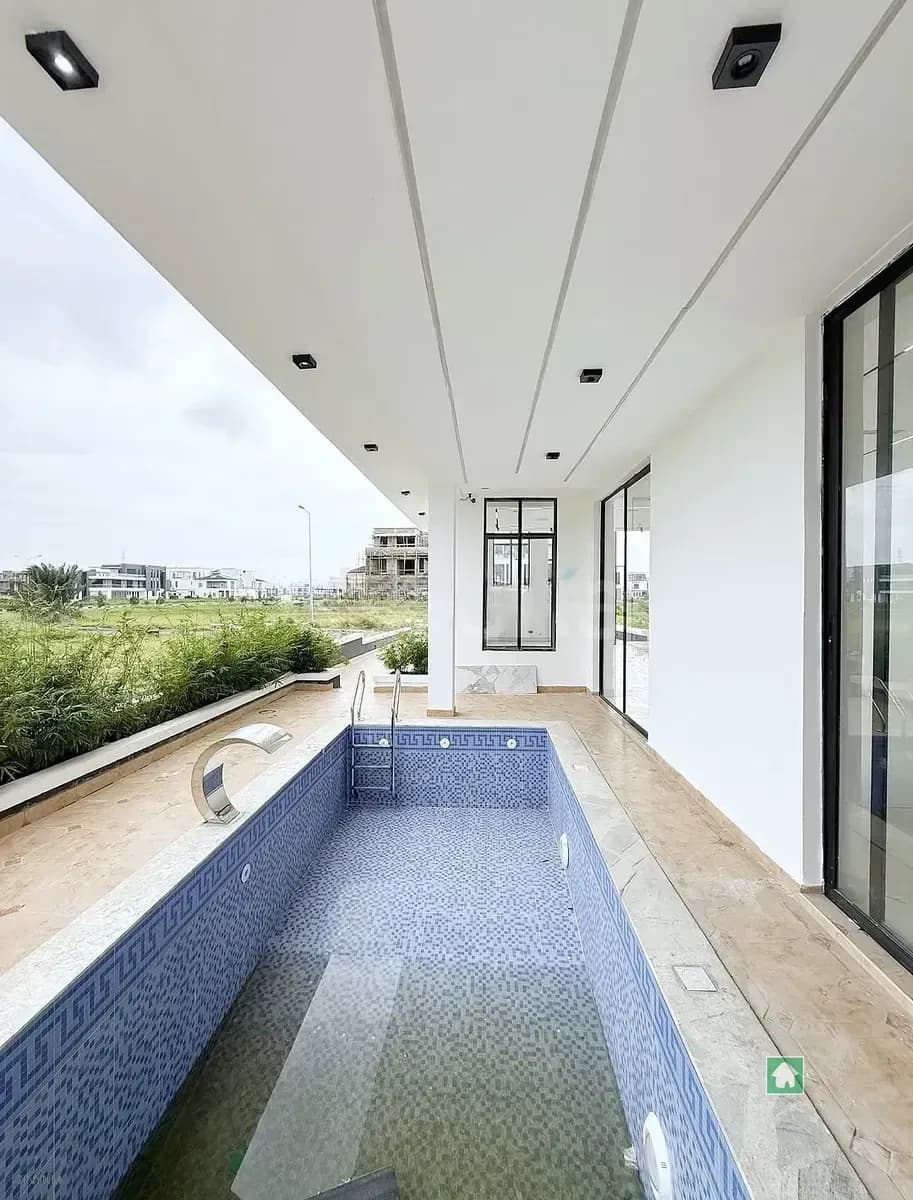 Five-Bedroom Semi Detached in Ikate, Lekki
