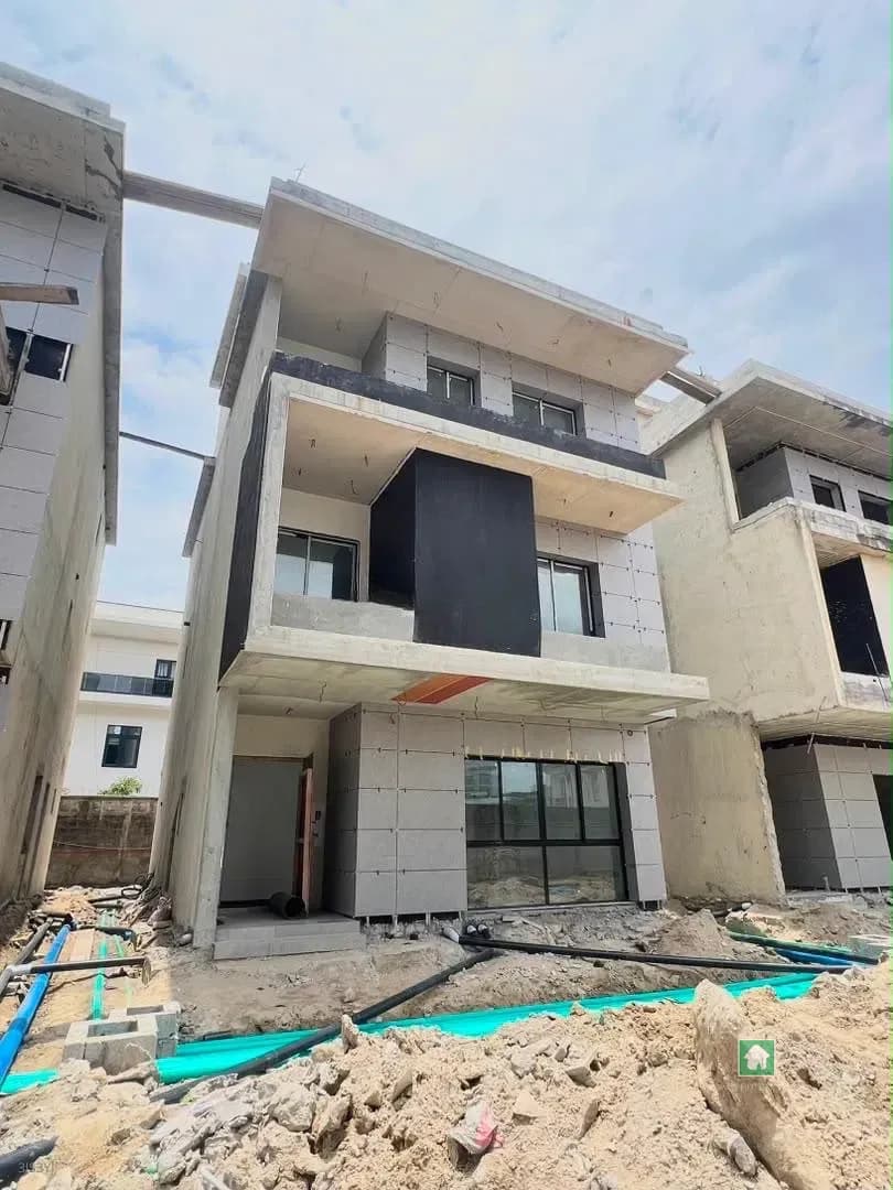 5-Bedroom Detached House on Banana Island, Ikoyi