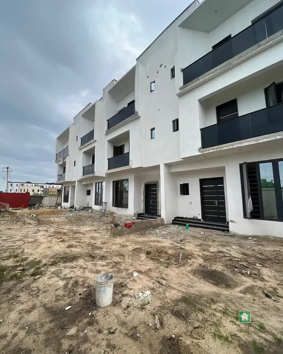 4 Bedroom Terrace Duplex + BQ for Sale in Abraham Adesanya