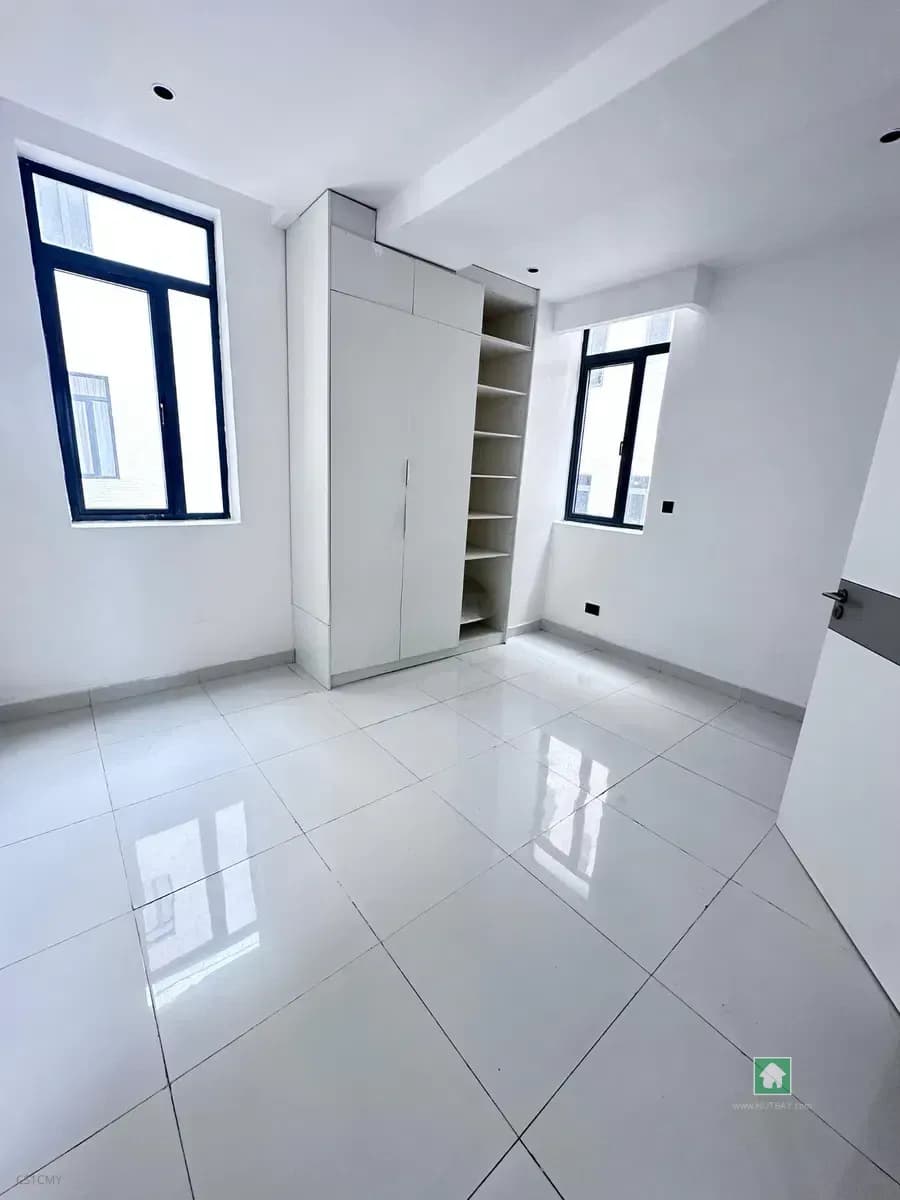 2 Bedroom Flat for Sale in Ikate Elegushi, Lekki