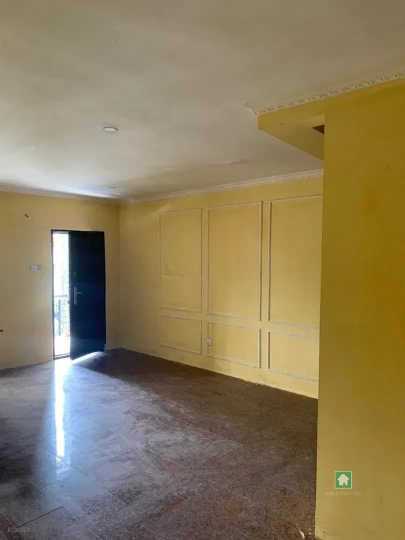 4-Bedroom Flat + Boys' Quarter for Sale in Abiola Court, Lekki