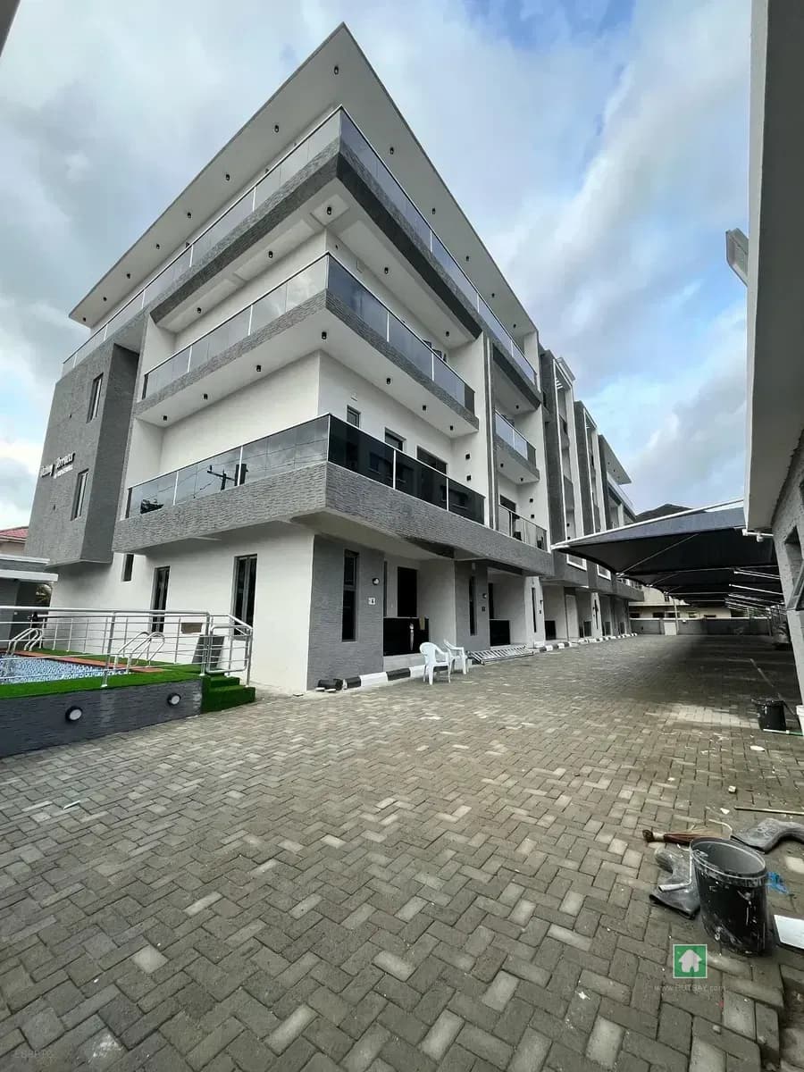 Oniru, Victoria Island House for Sale with 4 Bedrooms and 4 Bathrooms
