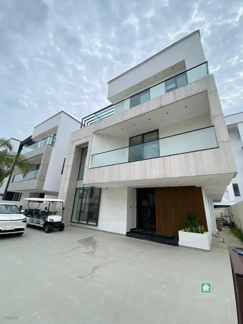 6-Bedroom Fully Detached Duplex in Lekki Phase 1