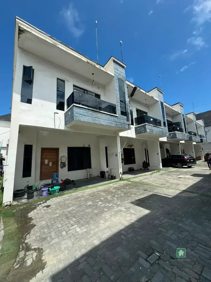 4 Bedroom Terrace in Ikota, Lekki