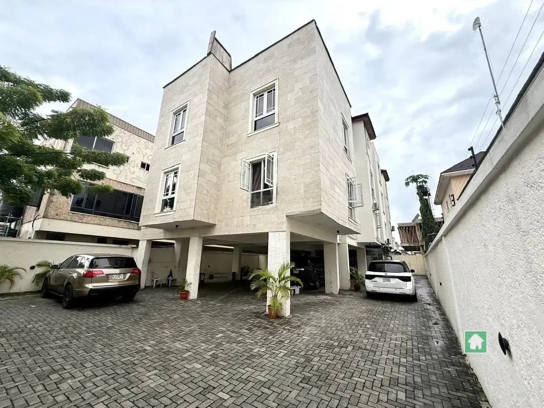 3 Bedroom Flat Apartment for Rent in Lekki Phase 1