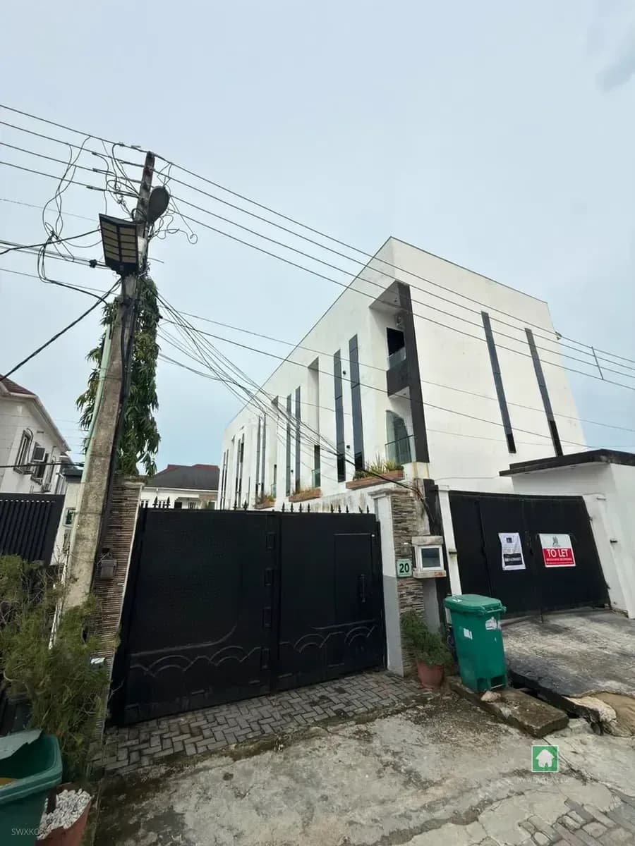 Two-Storey Terrace in Ologolo, Lekki