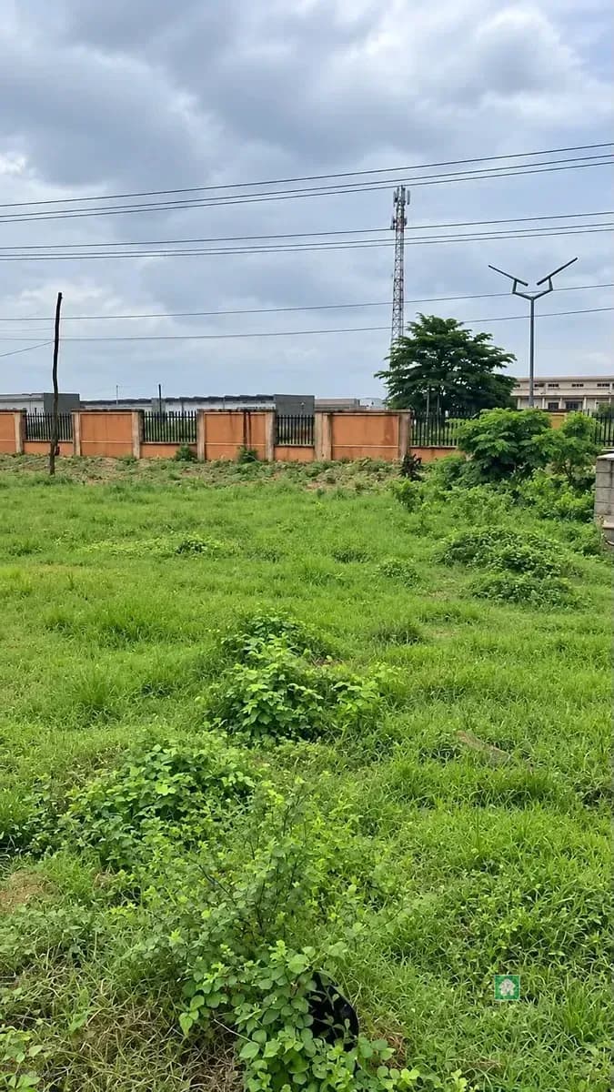 1000sqm Commercial Land for Lease in Awoyaya