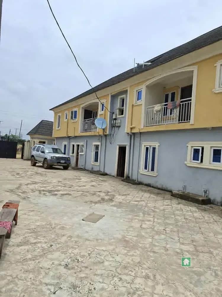 Impressive Block of Flats in Igbogbo, Ikorodu with 20 Bedrooms