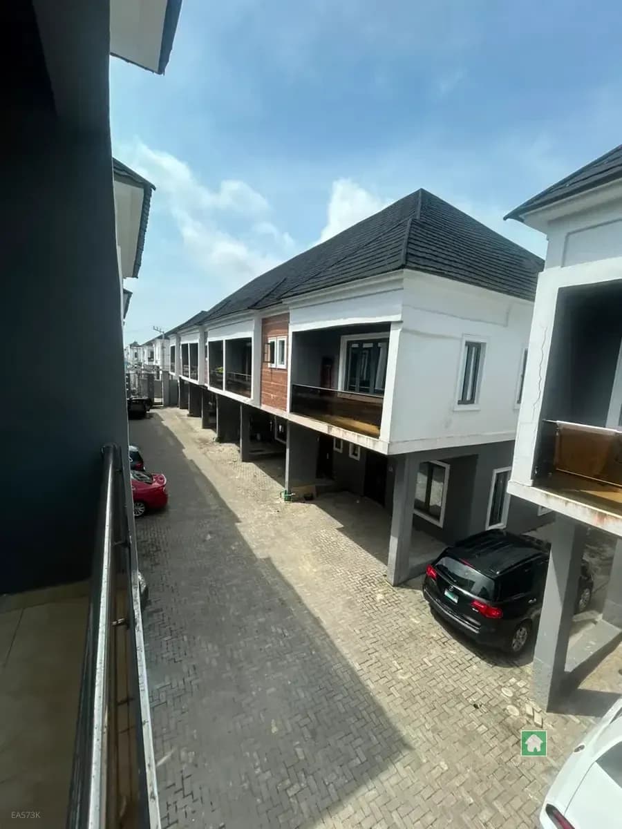 4-Bedroom Terrace for Rent in Harris Drive, Lekki