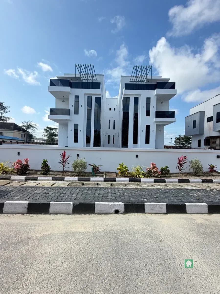 5-Bedroom Detached Duplex in Sangotedo, Ajah, Lagos