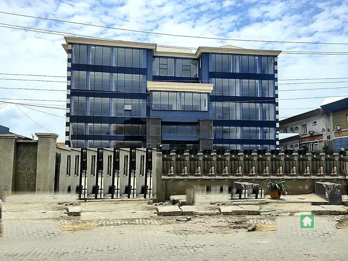 Vanes Plaza - Modern Commercial Spaces in Agungi, Lekki