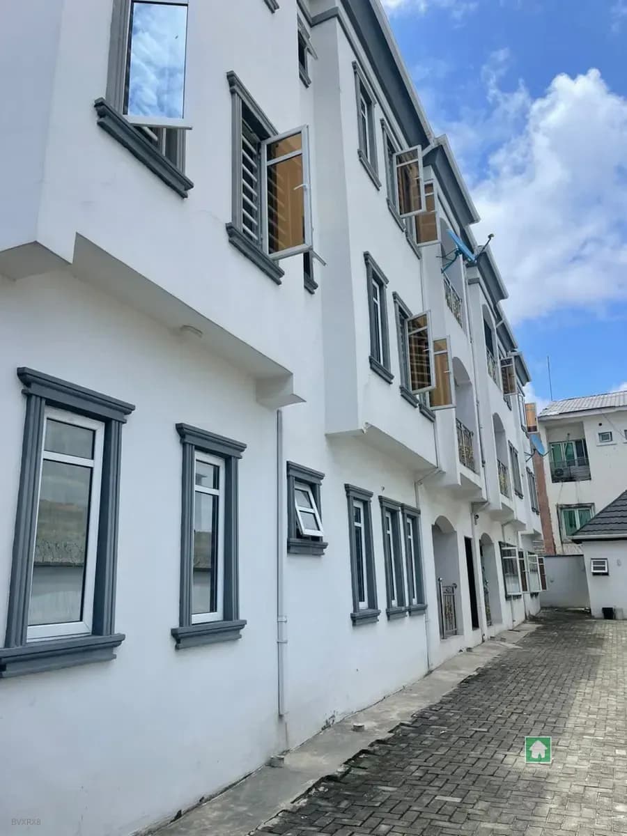 2 Bedroom Flat Apartment for Rent in Lekki Ajah Expressway