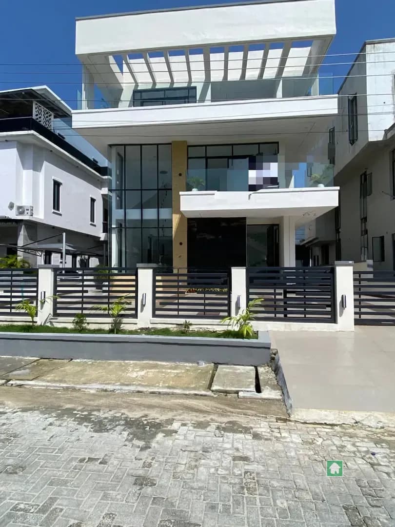 5-Bedroom Detached Home in Ikota, Lekki