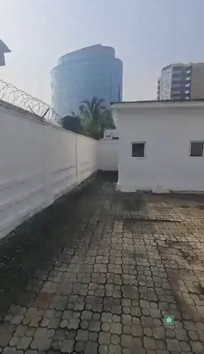 1,470 Sqms Land for Sale in Victoria Island