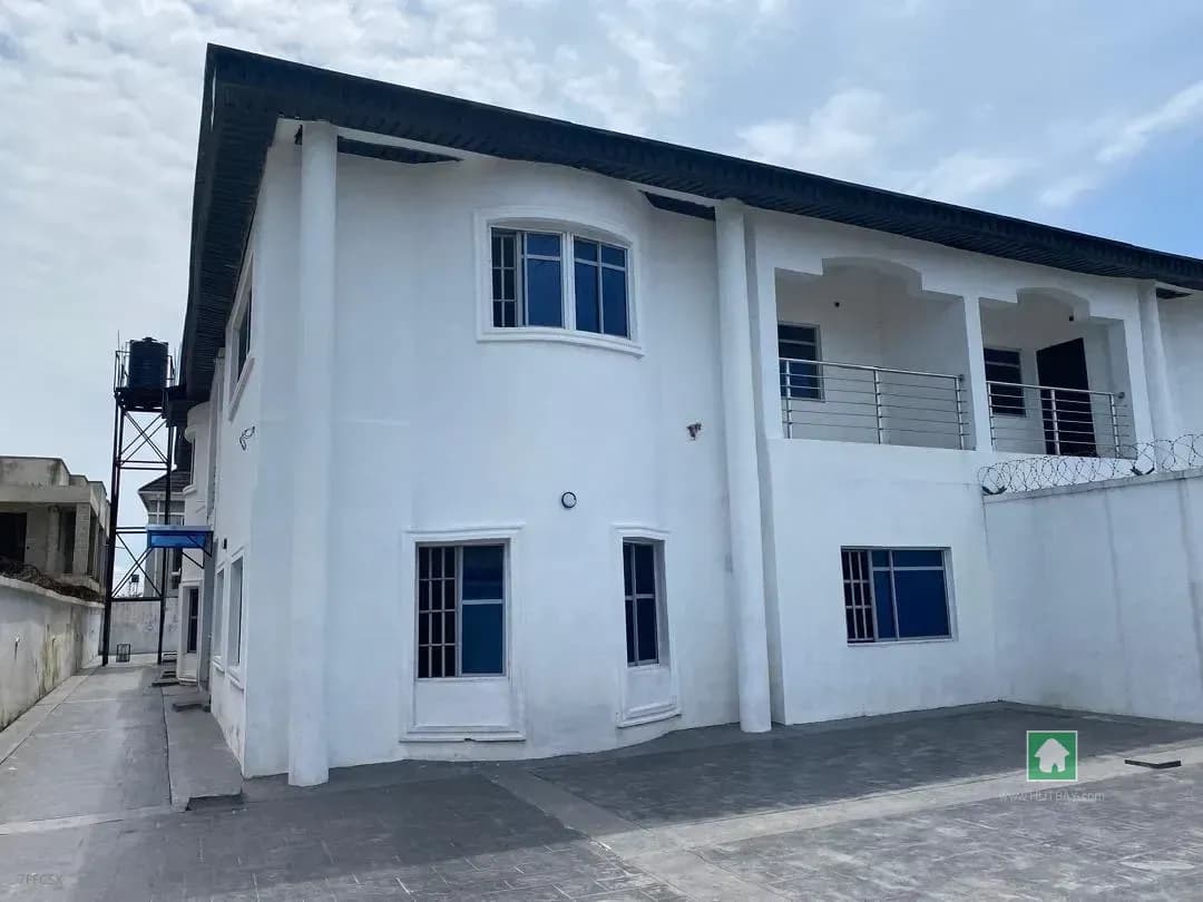 5-Bedroom Semi Detached in Serene Abraham Adesanya, Ajah