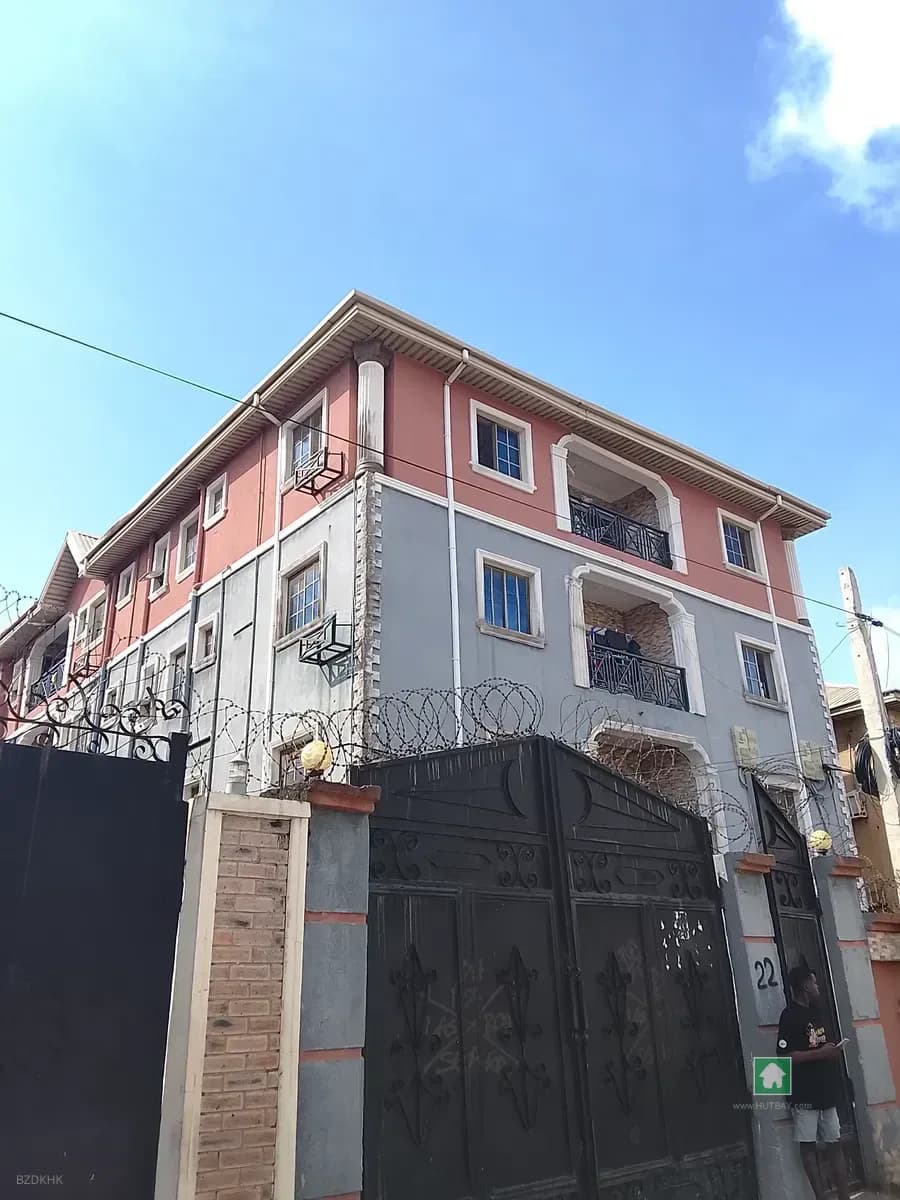 2 Bedroom Flat Apartment for Rent in Ago Palace, Isolo, Lagos