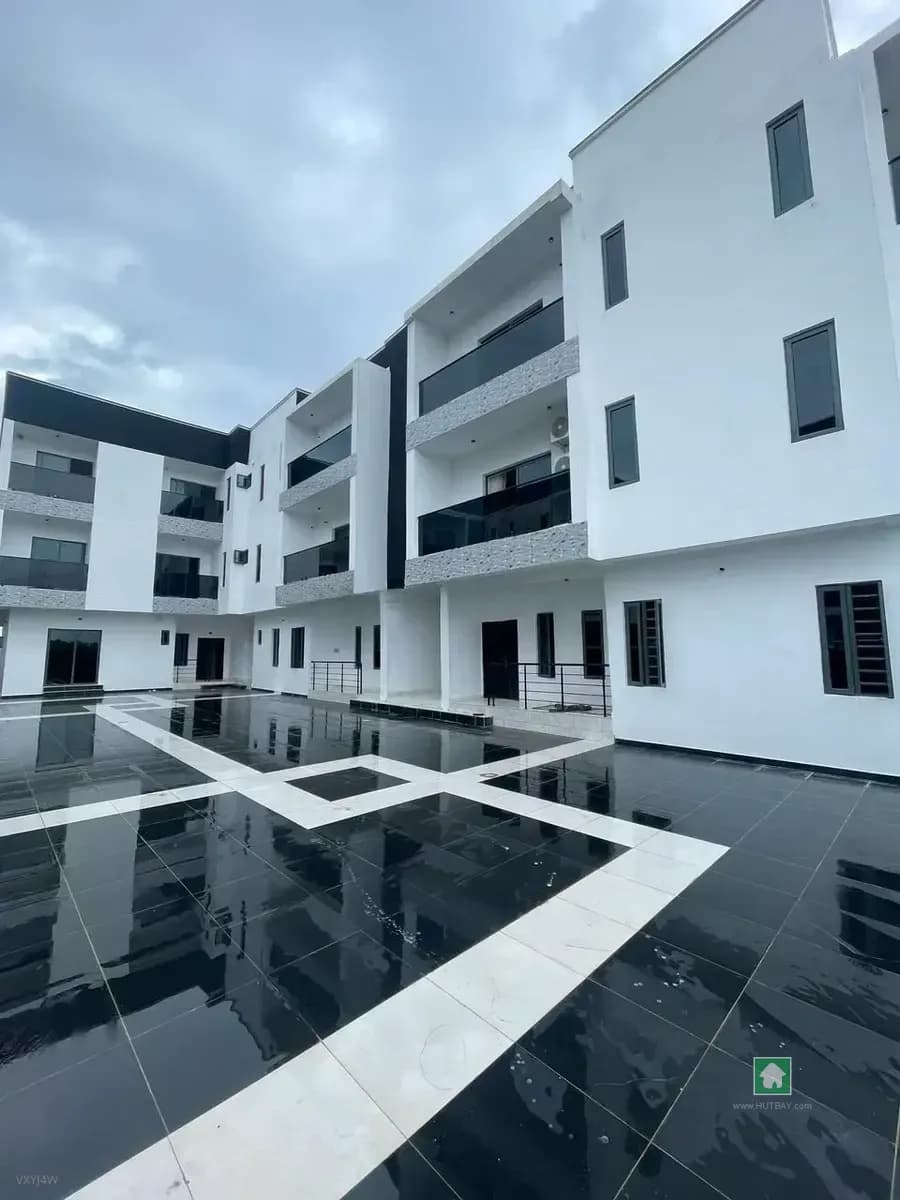 2 Bedroom Flat in Lekki Phase 2