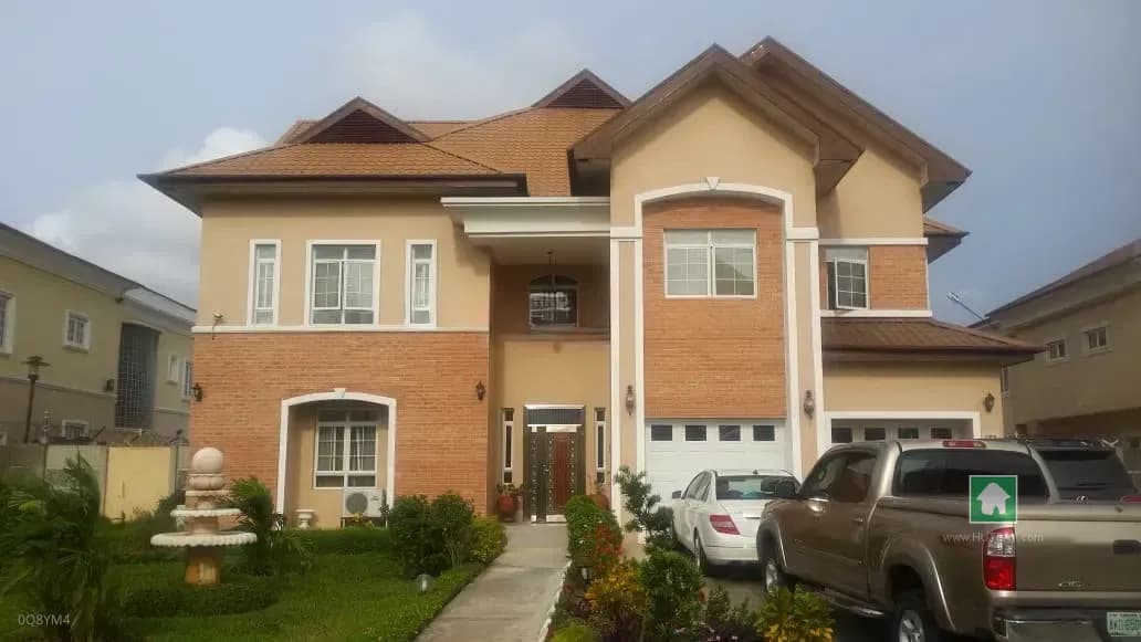 Nicontown Estate, 5-Bedroom Detached Mansion