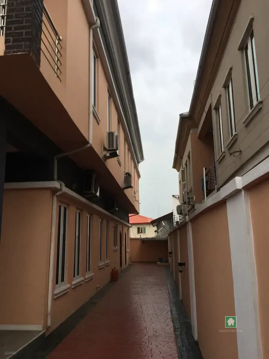 4-Bedroom Semi Detached Duplex for Rent in Gra Phase 2, Magodo