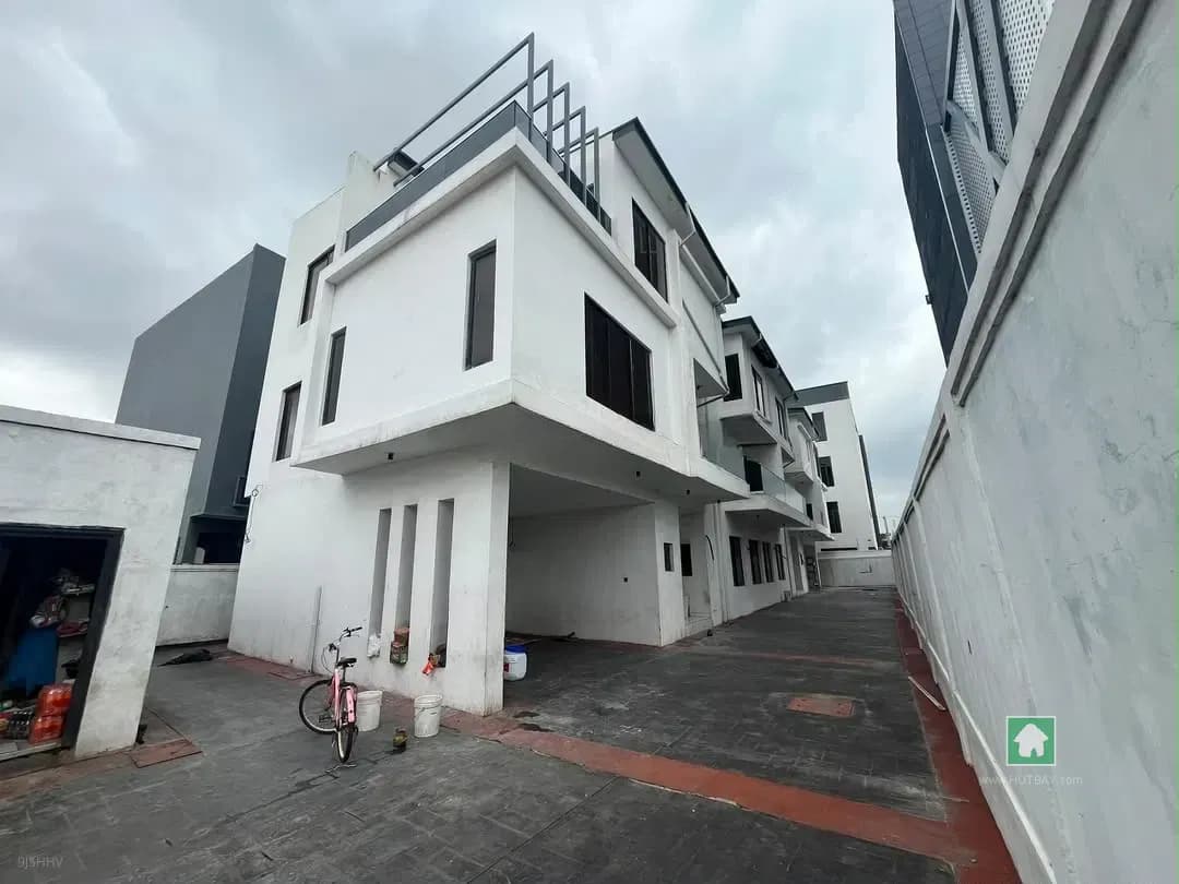 5-Bedroom Semi-Detached Houses in Lekki Phase 1