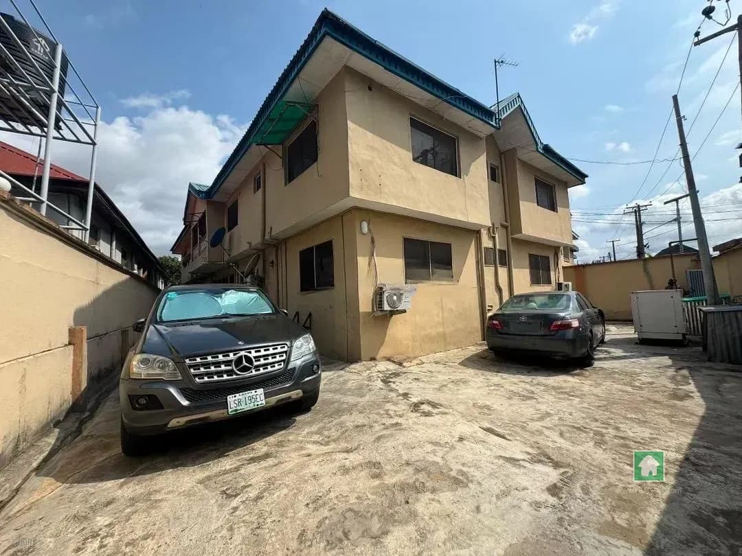 Spacious 12-Bedroom House in Adeniyi Jones, Ikeja