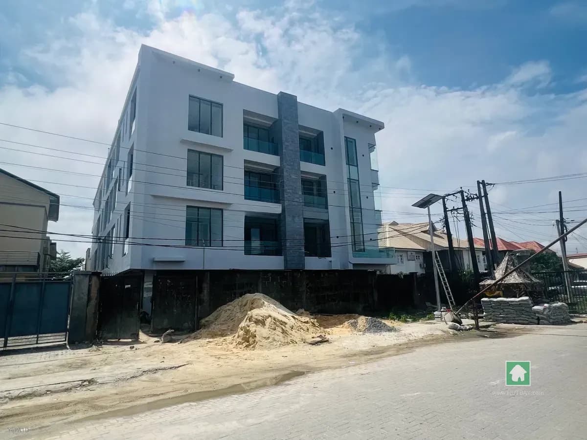 1 Bedroom Flat for Sale in Lekki Phase 1