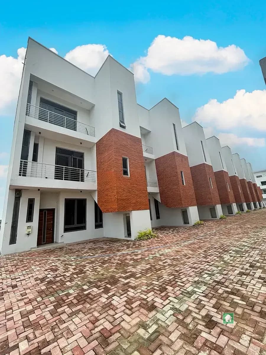 4-Bedroom House for Rent in Lekki Phase 1