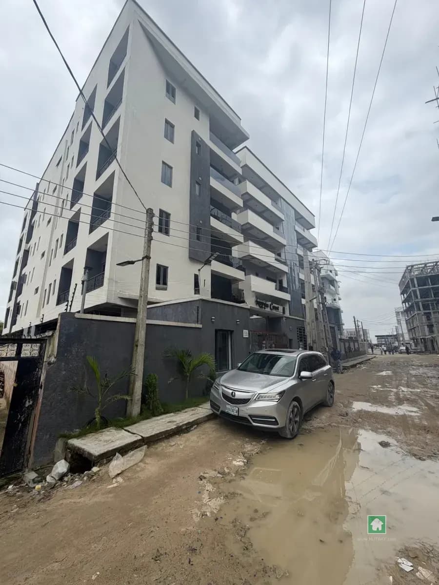 2 Bedroom Flat for Rent in Lekki Phase 1