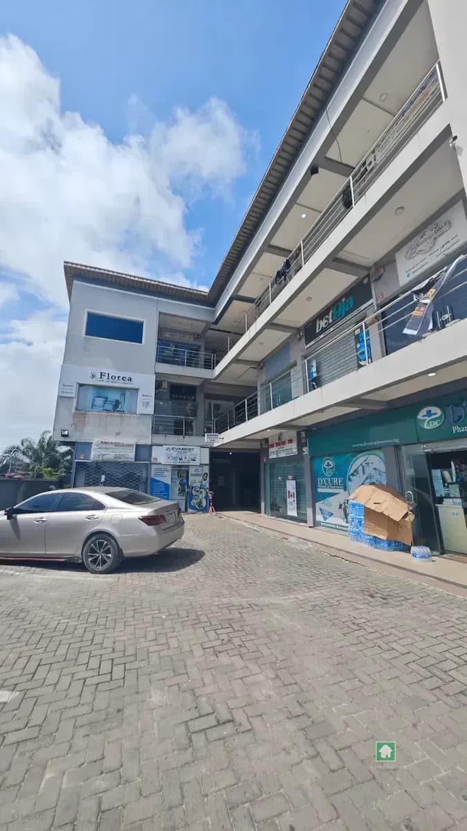 Shop for Rent in Lekki Phase 1