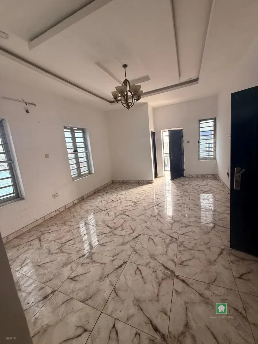 2 Bedroom Flat for Rent in Surulere