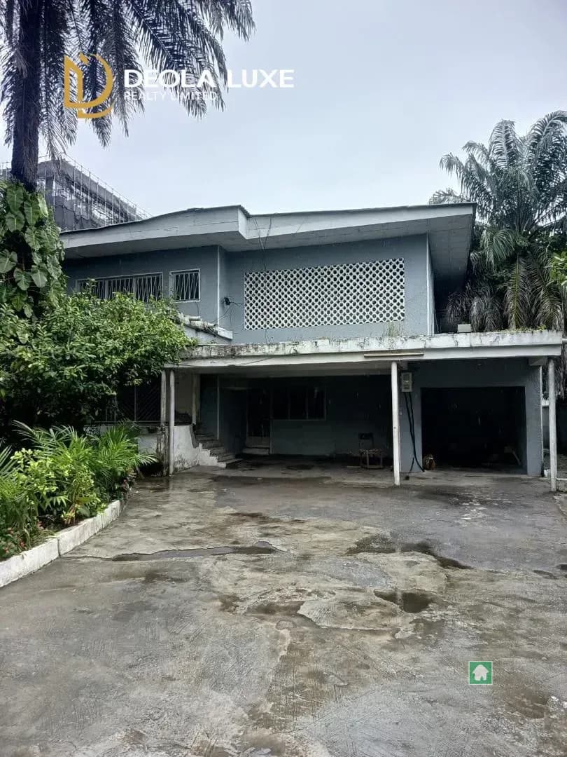 6-Bedroom Detached House for Rent in Adeola Odeku, Victoria Island